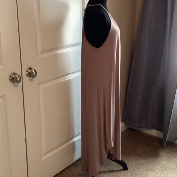 Brit and British Tan Maxi Dress Size Medium - Picture 4 of 6